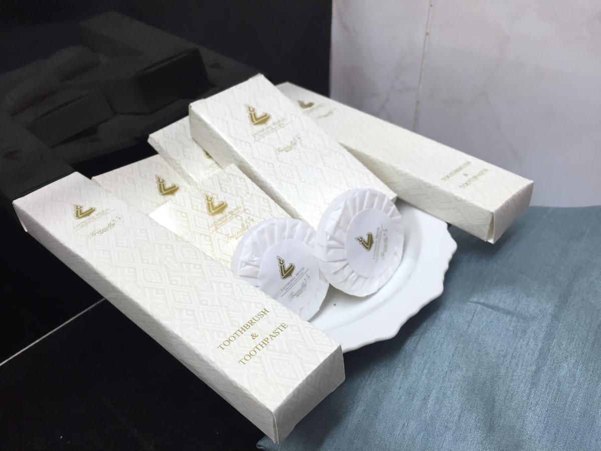 אובון רטצ'תאני Laithong Hotel מראה חיצוני תמונה